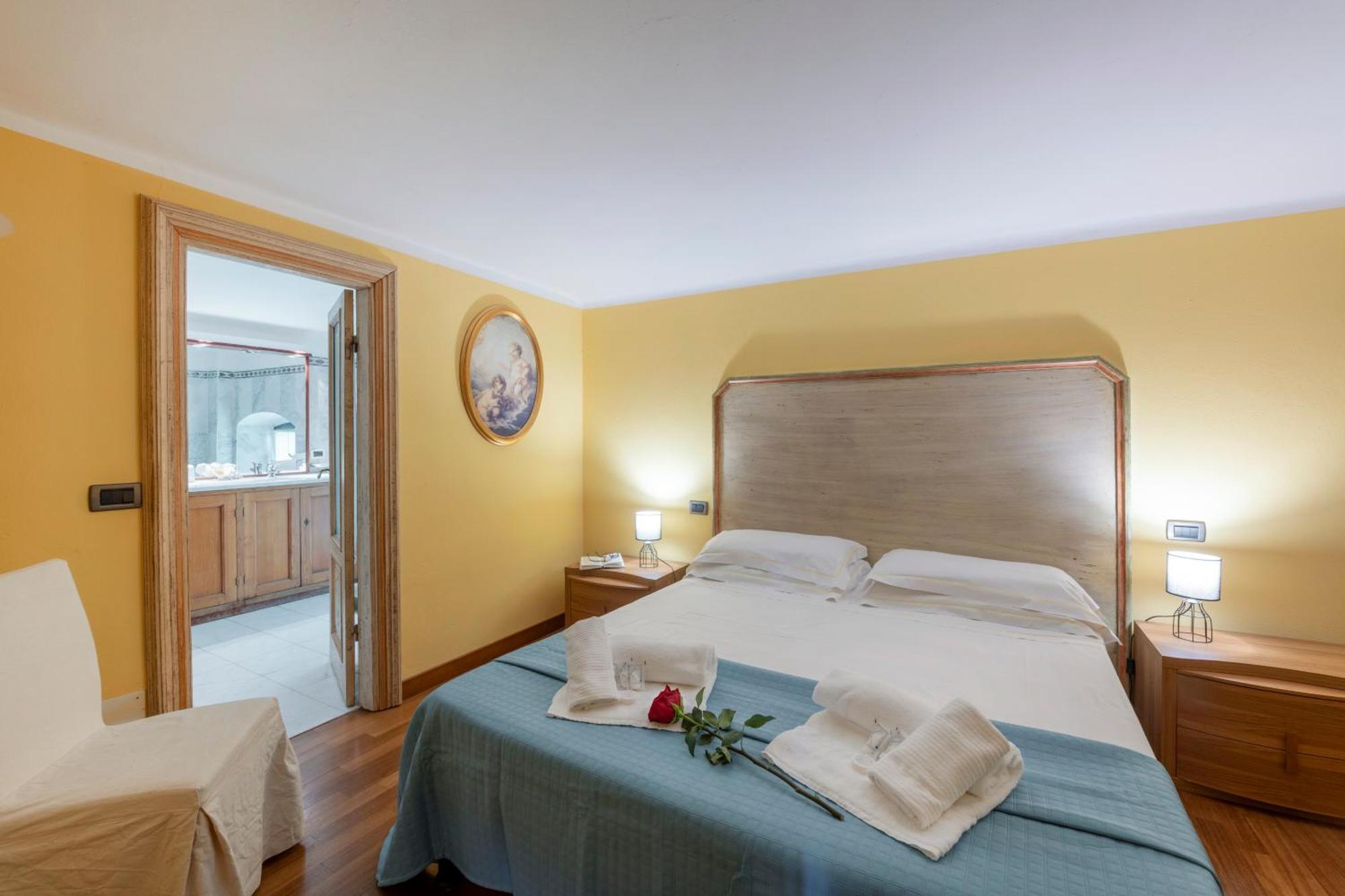 Le Palme Swimming-pool & Relax In The Gulf Of Poets