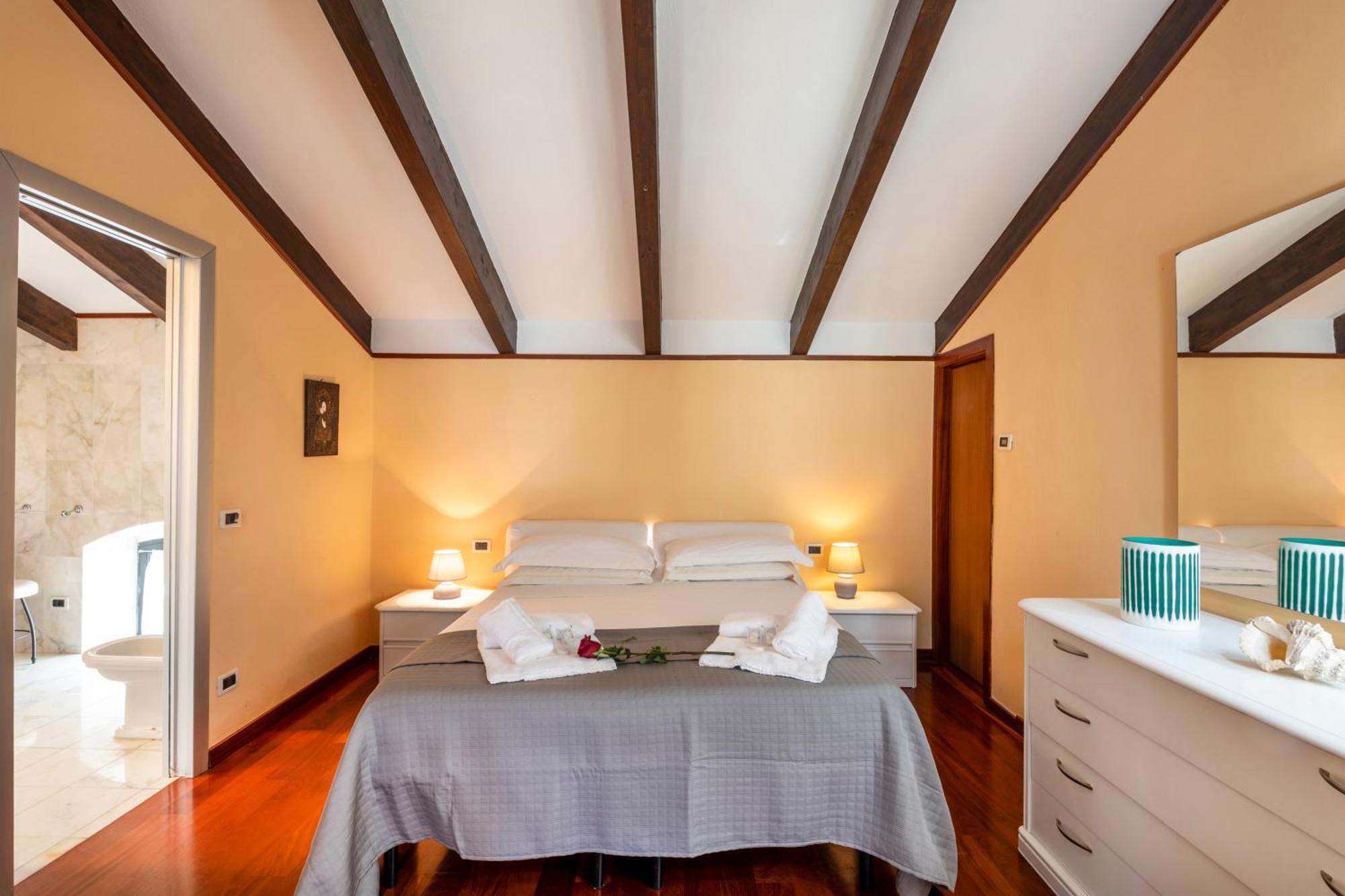 Villa Le Palme Swimming-pool & Relax In The Gulf Of Poets