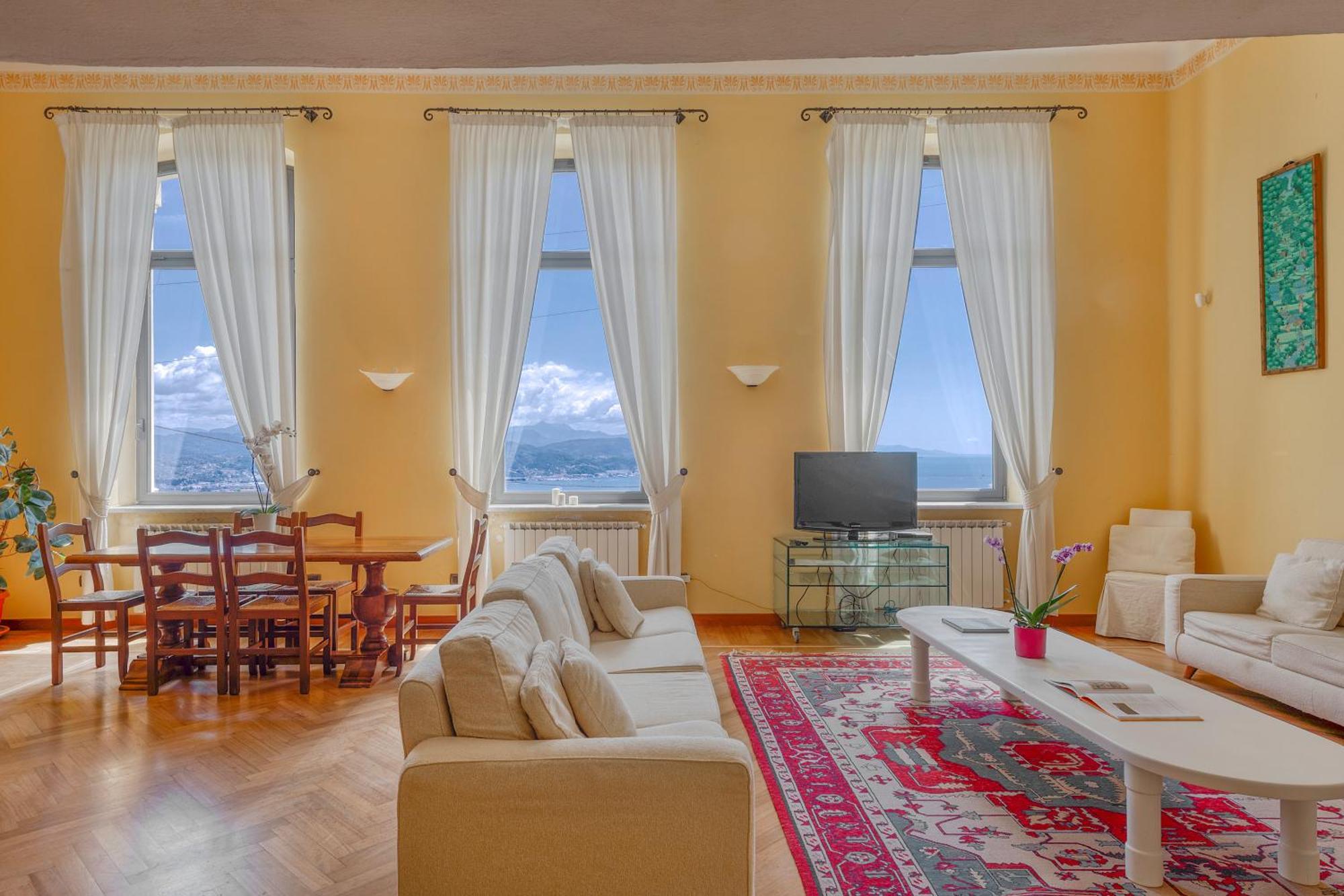 Villa Le Palme Swimming-pool & Relax In The Gulf Of Poets La Spezia